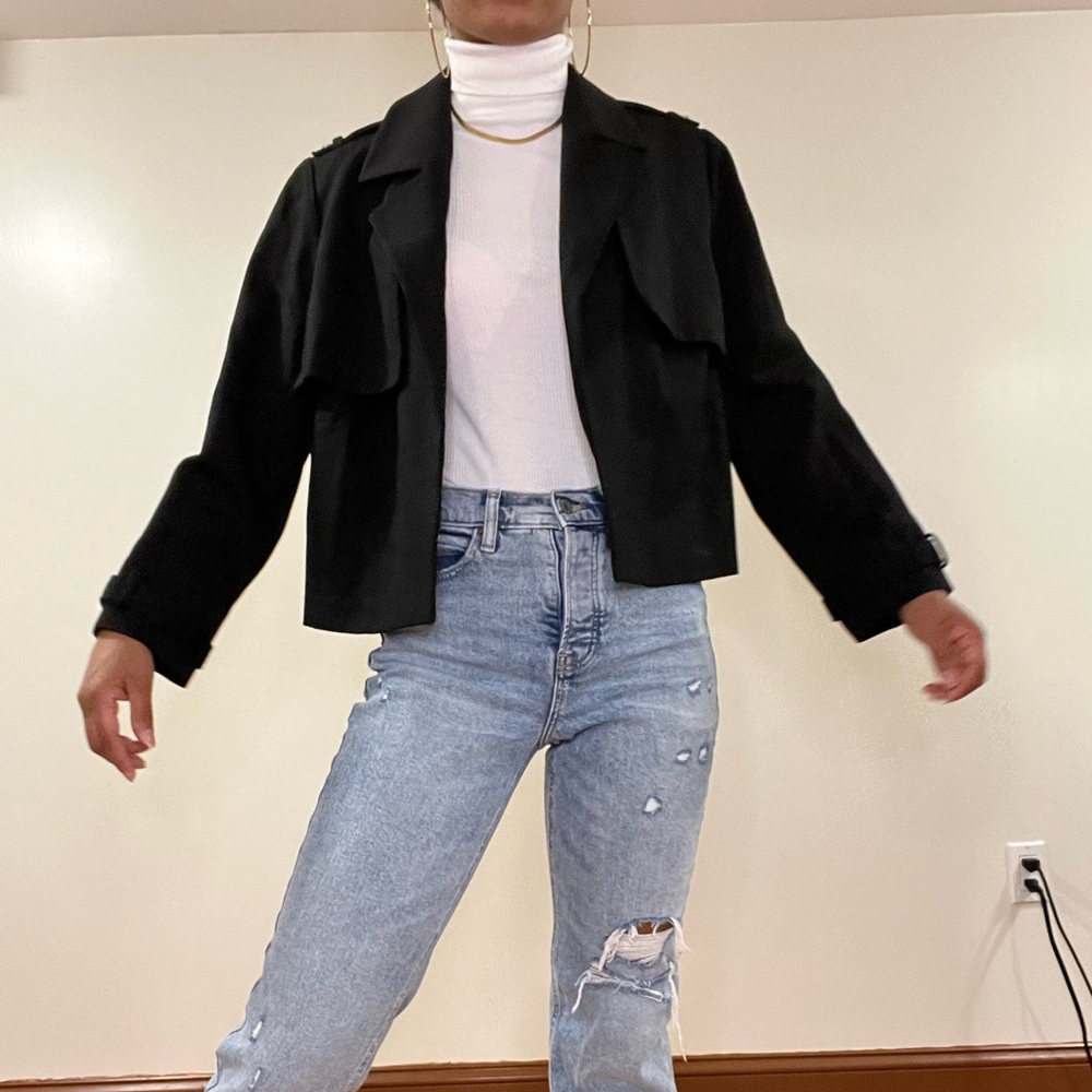 Chico's Women’s Cropped Black Oversized Jacket